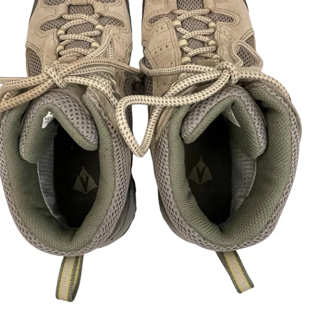 Vasque Vibram Tan and Gray Gore-Tex Hiking Boots - Picture 7 of 11